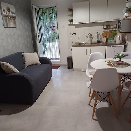 Apartment Mira Trogir Exterior photo